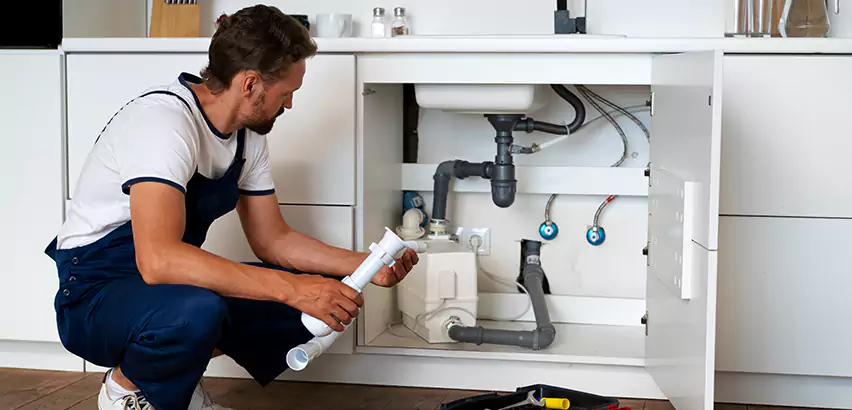 Plumbers for Frozen Pipes in Country Club