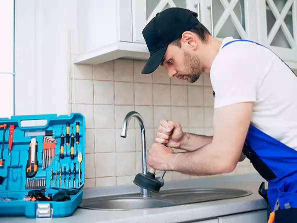 Why Choose Country Club Plumbers for Rooter Services in Country Club, FL?
